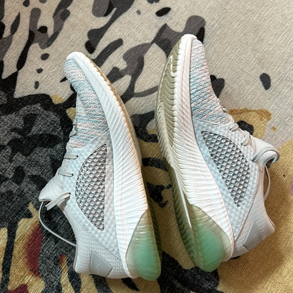 Women’s Asics 👟 - Picture 3 of 6